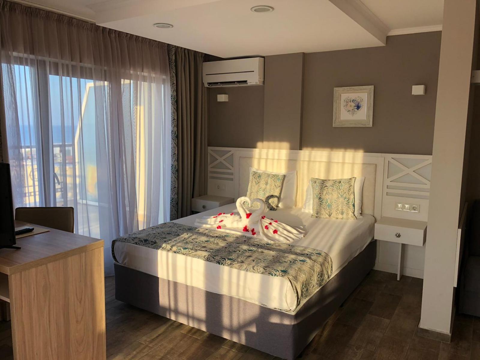 Cristiani Hotel Szozopol Szoba fotó